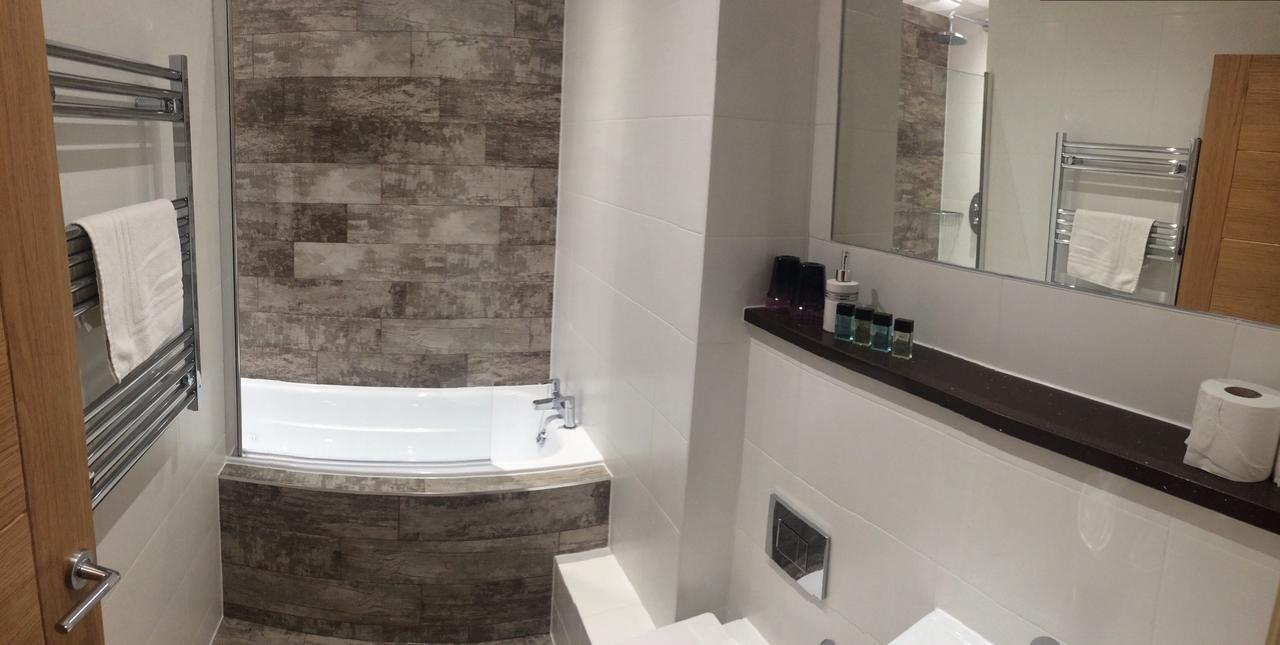 The Griffin Inn St Helens  المظهر الخارجي الصورة